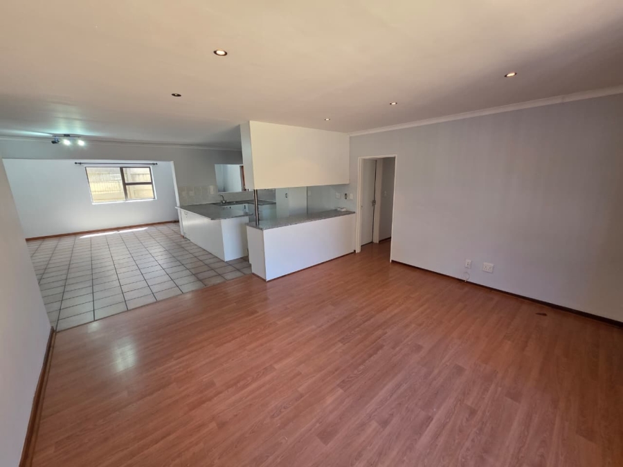 6 Bedroom Property for Sale in Lochnerhof Western Cape